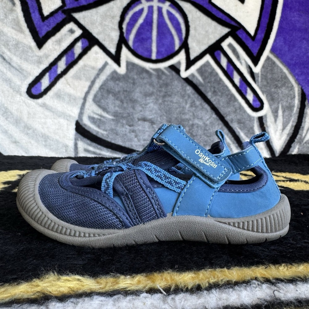 Size 12c - OshKosh B'Gosh Myla Boys Sneaker Sandal Bumptoe